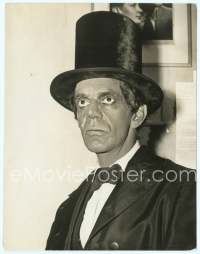 9g002 ABE LINCOLN IN ILLINOIS deluxe 7.75x10 news photo '40 great image of Raymond Massey in makeup