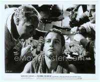 9g087 COOL HAND LUKE 8x10 still '67 great close up of Paul Newman about to eat 50 eggs!