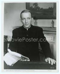 9g036 BELLS OF ST. MARY'S 8x10 still '46 close up of concerned priest Bing Crosby!