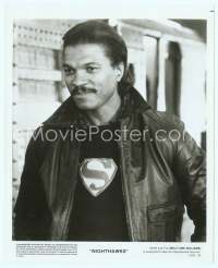 9g326 NIGHTHAWKS 8x10 still '81 c/u of Billy Dee Williams wearing Superman shirt & leather jacket!