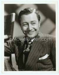 9g378 ROBERT YOUNG 8x10.25 still '40s posed smiling portrait in suit & tie sitting on the floor!