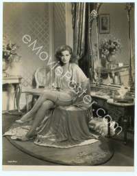 9g476 WOMAN BETWEEN 7.25x9.25 still '31 sexiest barely-dressed pre-Code Lili Damita in boudoir!