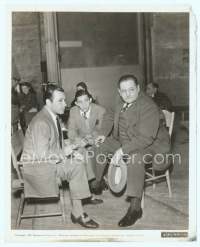 9g479 YOU & ME candid 8x10 still '38 George Raft with his former boxing manager & rubber!