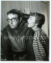 9g312 MOUSE THAT ROARED English 8x10 still '59 close up of Jean Seberg yelling at Peter Sellers!