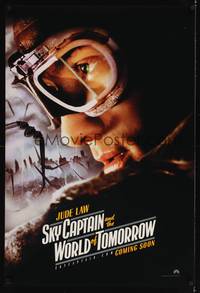 9m501 SKY CAPTAIN & THE WORLD OF TOMORROW DS teaser 1sh '04 cool image of pilot Jude Law!