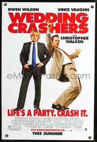 9m586 WEDDING CRASHERS DS advance 1sh '05 great image of hard partying Owen Wilson & Vince Vaughn!