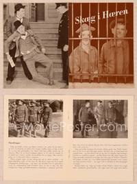 9r517 PACK UP YOUR TROUBLES Danish program '33 great image of Laurel & Hardy behind bars!