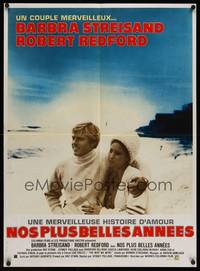 9t646 WAY WE WERE French 23x32 '73 Barbra Streisand & Robert Redford walk on the beach!