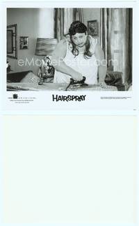 9y216 HAIRSPRAY 8x10 still '88 John Waters, close image of Divine as Edna Turnblad ironing!