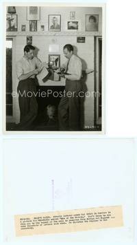 9y323 MAN OF TWO WORLDS candid 8x10.25 still '34 Francis Lederer answering mail by John Miehle!