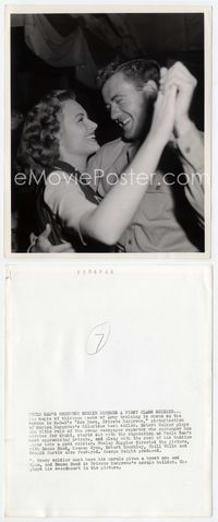9y421 SEE HERE PRIVATE HARGROVE 8x10 still '44 close up of Robert Walker & Donna Reed dancing!