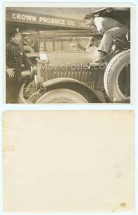 9y441 SPENCER TRACY 7.5x9.75 still '30s standing in driver seat of car looking at cop!