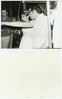 9y173 FUNNY GIRL candid English 8x10 still '69 Barbra Streisand with crew on the set of the movie!