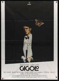 2e065 JUST A GIGOLO Italian 1p '81 different image of David Bowie in tuxedo & butterfly!