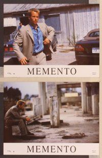 2j242 MEMENTO 8 French LCs '00 Christopher Nolan, images of Guy Pearce & Carrie-Anne Moss!