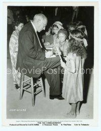2x513 TEN COMMANDMENTS candid 8x10 still '56 Cecil B. DeMille signs autographs for child extras!