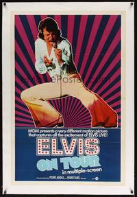 2z298 ELVIS ON TOUR linen int'l 1sh '72 classic image of Elvis Presley singing into microphone!