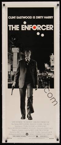 2z237 ENFORCER linen insert '77 full-length photo of Clint Eastwood as Dirty Harry by Bill Gold!