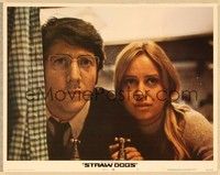 3d604 STRAW DOGS LC #7 '72 directed by Sam Peckinpah, close up of Dustin Hoffman & Susan George!