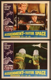 3p070 ASSIGNMENT-OUTER SPACE 8 LCs '62 Antonio Margheriti directed, Italian sci-fi Space Men!