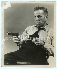 3r214 HIGH SIERRA 8x9.75 still '41 best portrait of tough Humphrey Bogart pointing two guns!