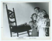 3r343 PSYCHO candid 8x10 still '60 wonderful posed image of scared Gavin, Janet Leigh & Miles!