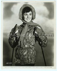 3s440 SHIRLEY JONES 8x10 still '65 great smiling portrait in skiing outfit holding poles!