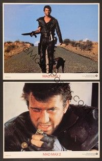 3v731 MAD MAX 2: THE ROAD WARRIOR 2 LCs '82 Mel Gibson as Mad Max, great image walking down road!