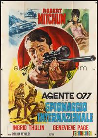 4a544 FOREIGN INTRIGUE Italian 2p R60s cool different art of Robert Mitchum with sniper rifle!