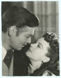4j081 GONE WITH THE WIND deluxe 9x12.75 still '39 best romantic c/u of Clark Gable & Vivien Leigh!
