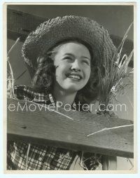 4j091 HOLIDAY IN MEXICO deluxe 10.25x13 still '46 15 year-old prima donna Jane Powell in straw hat!