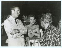 4j188 TALL STORY deluxe candid 10.5x13.5 still '60 Henry Fonda visits daughter Jane Fonda on set!
