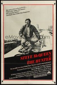 4r439 HUNTER 1sh '80 great image of bounty hunter Steve McQueen!