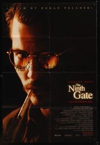 4r719 NINTH GATE DS 1sh '99 great image of Johnny Depp smoking w/fire reflected in glasses!