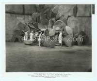 4s246 DOCTOR CYCLOPS 8x10 still '40 Ernest B. Schoedsack, cool image of little people by cactus!