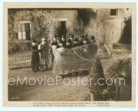 4s337 INVISIBLE MAN 8x10.25 still R1947 James Whale, team of police carrying net to catch him!
