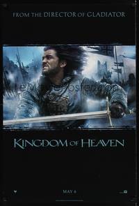 4w379 KINGDOM OF HEAVEN style A teaser DS 1sh '05 great close image of knight Orlando Bloom!