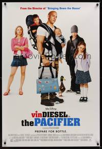 4w496 PACIFIER int'l DS 1sh '05 Vin Diesel as a babysitter, prepare for bottle!
