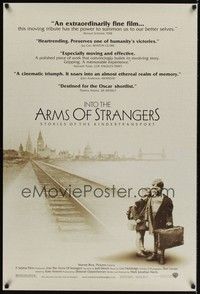 5f324 INTO THE ARMS OF STRANGERS: STORIES OF THE KINDERTRANSPORT DS 1sh '00 WWII documentary!