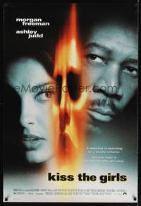 5f360 KISS THE GIRLS DS 1sh '97 great image of Ashley Judd, Morgan Freeman & flaming man!