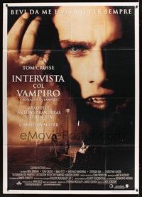 5h147 INTERVIEW WITH THE VAMPIRE Italian 1p '94 close up of fanged Tom Cruise, Brad Pitt, Anne Rice
