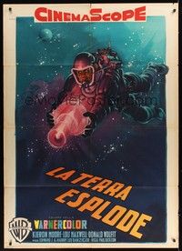 5h192 SATELLITE IN THE SKY Italian 1p '56 cool different sci-fi art of astronaut by Martinati!