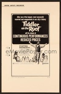 5j383 FIDDLER ON THE ROOF pressbook '71 cool artwork of Topol & cast by Ted CoConis!