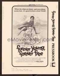5j406 FOREVER YOUNG FOREVER FREE pressbook '76 great Jarvis art of little boys playing leapfrog!