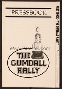 5j467 GUMBALL RALLY pressbook '76 Michael Sarrazin, car racing around the world!