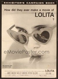 5j605 LOLITA pressbook '62 Stanley Kubrick, sexy Sue Lyon with heart sunglasses & lollipop!
