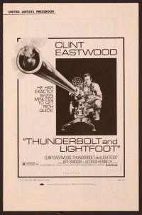 5j916 THUNDERBOLT & LIGHTFOOT pressbook '74 artwork of Clint Eastwood with HUGE gun!