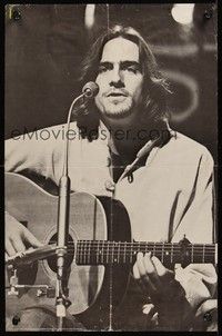5t586 JAMES TAYLOR commercial poster '71 great close-up of Taylor performing with guitar!