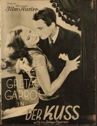 5v143 KISS German program '30 Greta Garbo's husband walks in on her kissing a young man!