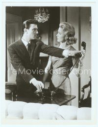 6a089 BUTTERFIELD 8 8x10 still '60 Laurence Harvey fights for the phone with wife Dina Merrill!